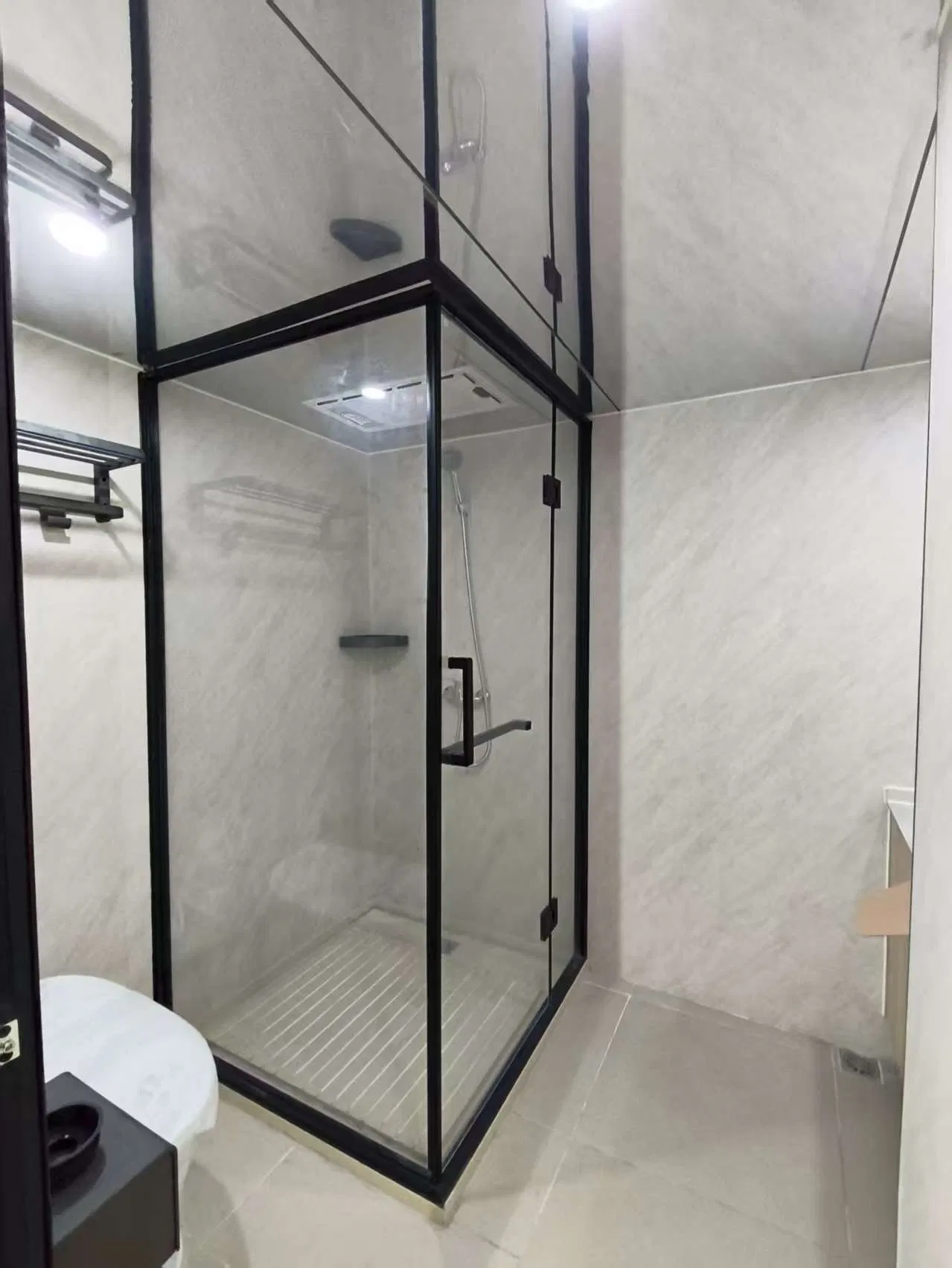 Luxury Waterproof Modern Portable Movable Modular Prefab Space Capsule Houses