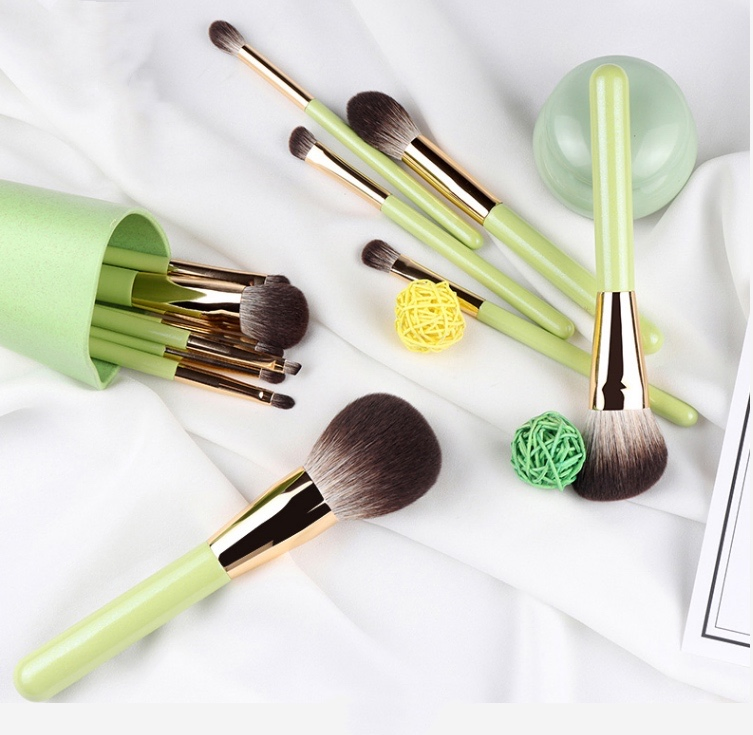 2021 Professional 12PCS Soft Makeup Brushes Set Private Label Foundation Face Makeup Brush Set