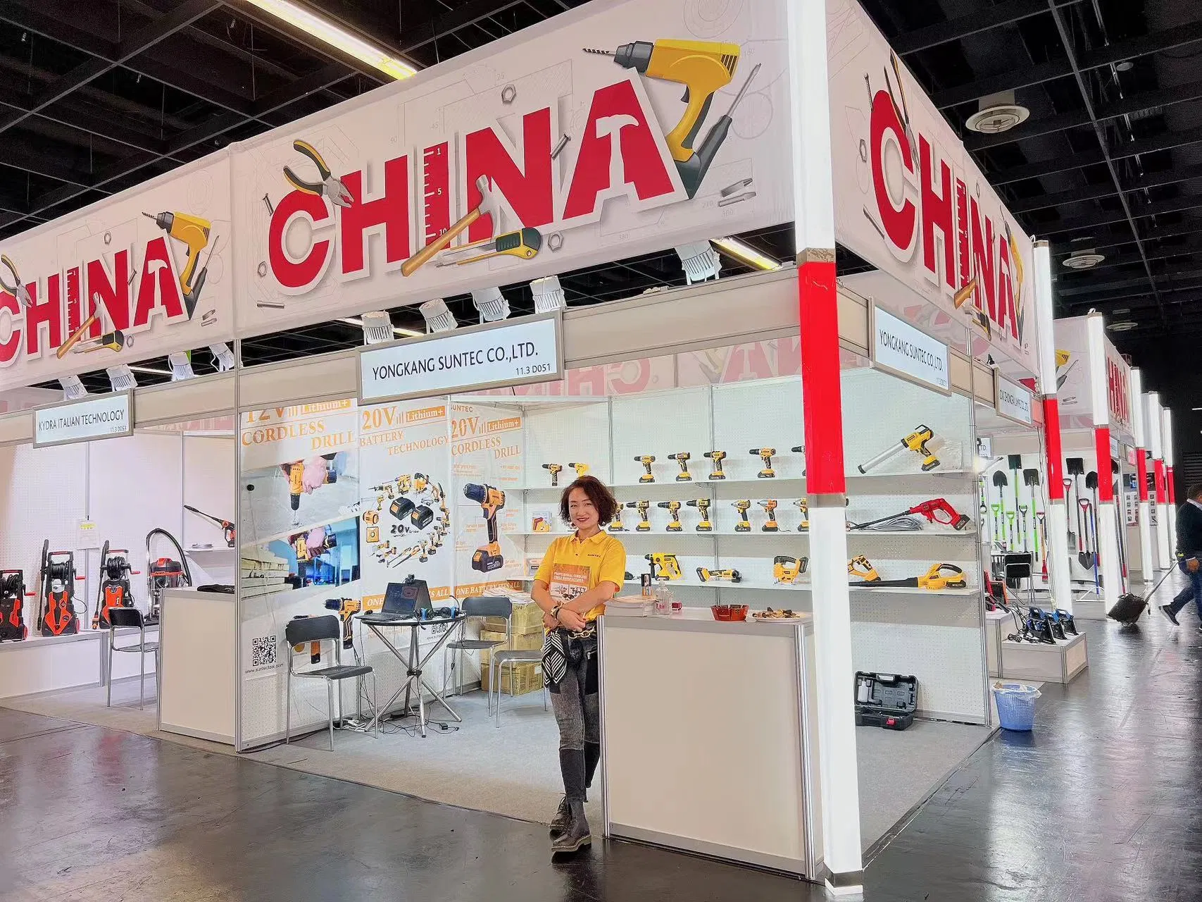 Беспроводной гайковерт Suntec Professional 230 Н·м