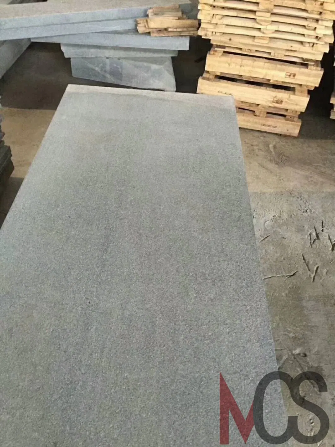 Polished Dark Grey Granite Tiles for Flooring and Wall