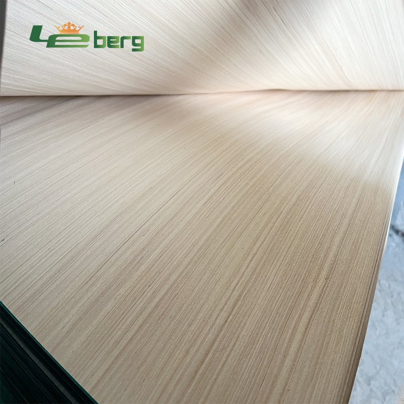 White Engineered Poplar Veneer/EV Veneer /Recon Veneer Thickness 0.1-1mm