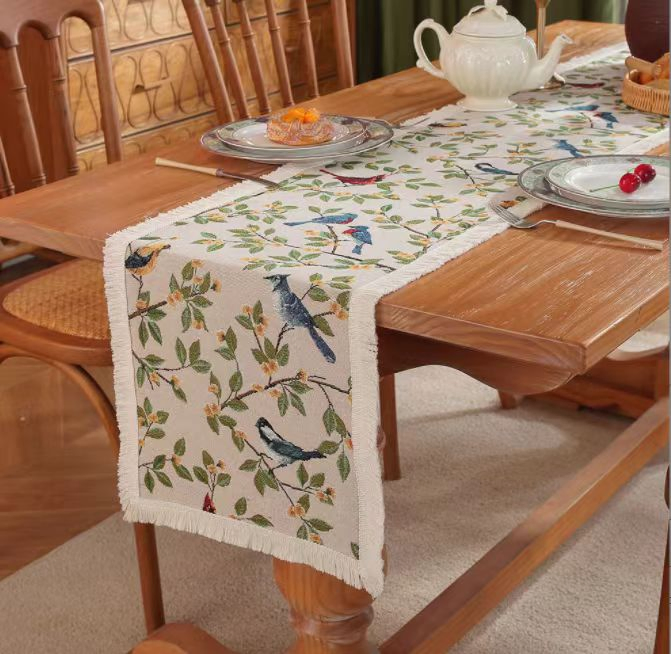 Flowers Jacquard Polyester Dining Table Runner with Tassels for Home and Festivals