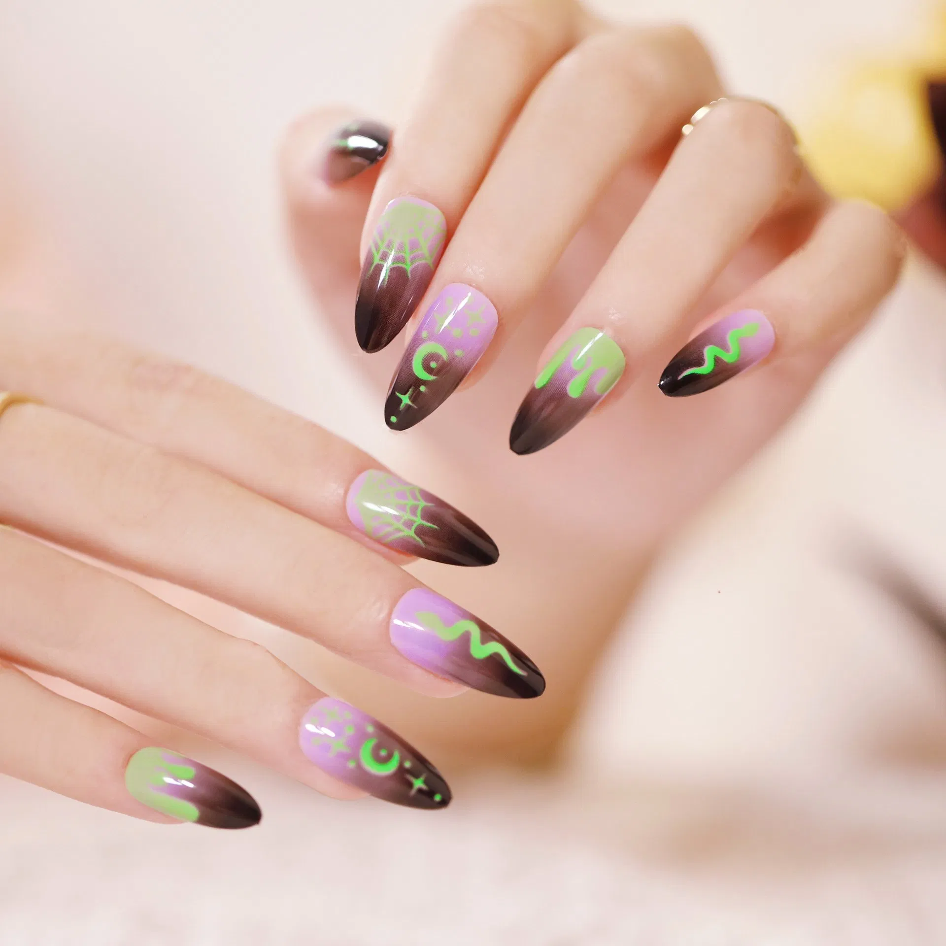 Spooky Press on Nails Halloween Gift, Waterproof Nail Art Stickers for Parties