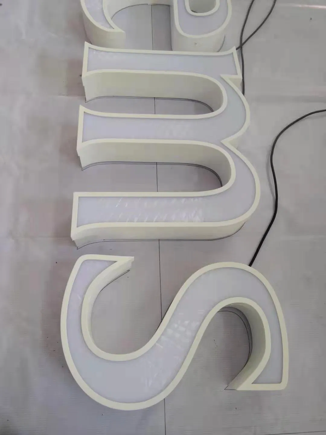 Exterior Acrylic LED Channel Letters Advertising Sign