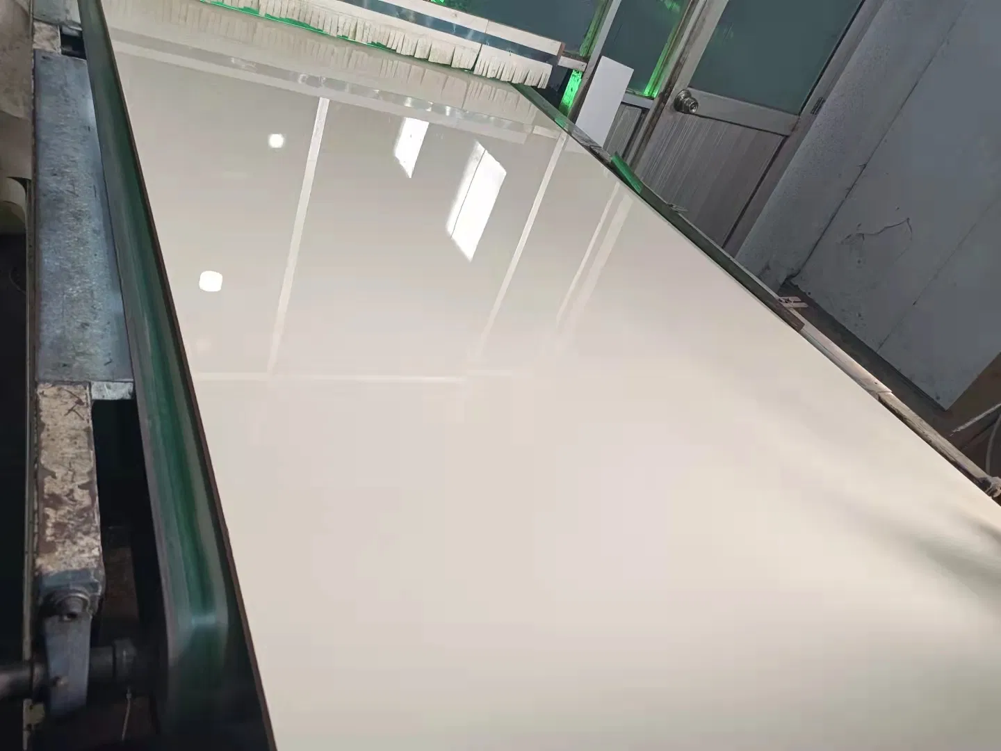 E1 Grade UV MDF Board for Cabinet Door