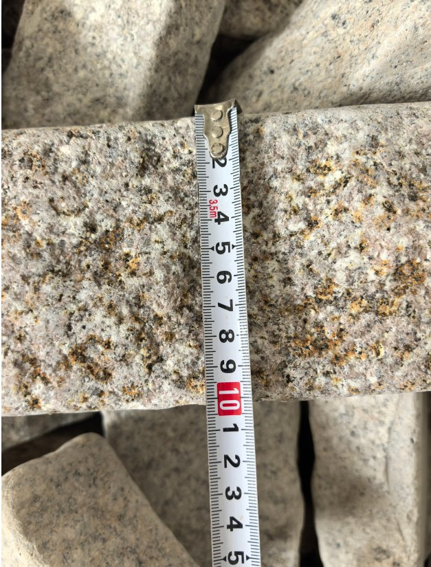 Natural Split & Tumbled G682 Brown Granite Cobbles for Paving Stone