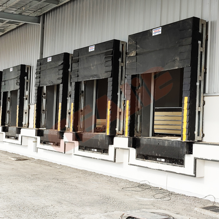 2026 CE Certified Factory Price New Industrial Dock Seal Dock Shelter