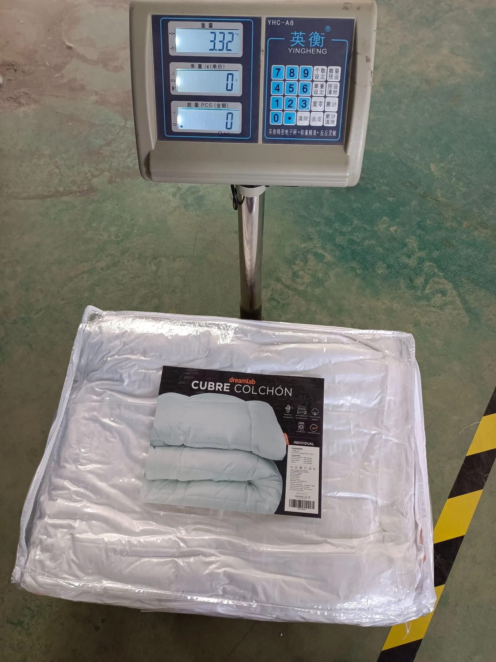 Cotton Mattress Cover Filled with 300GSM Superfine Fiber