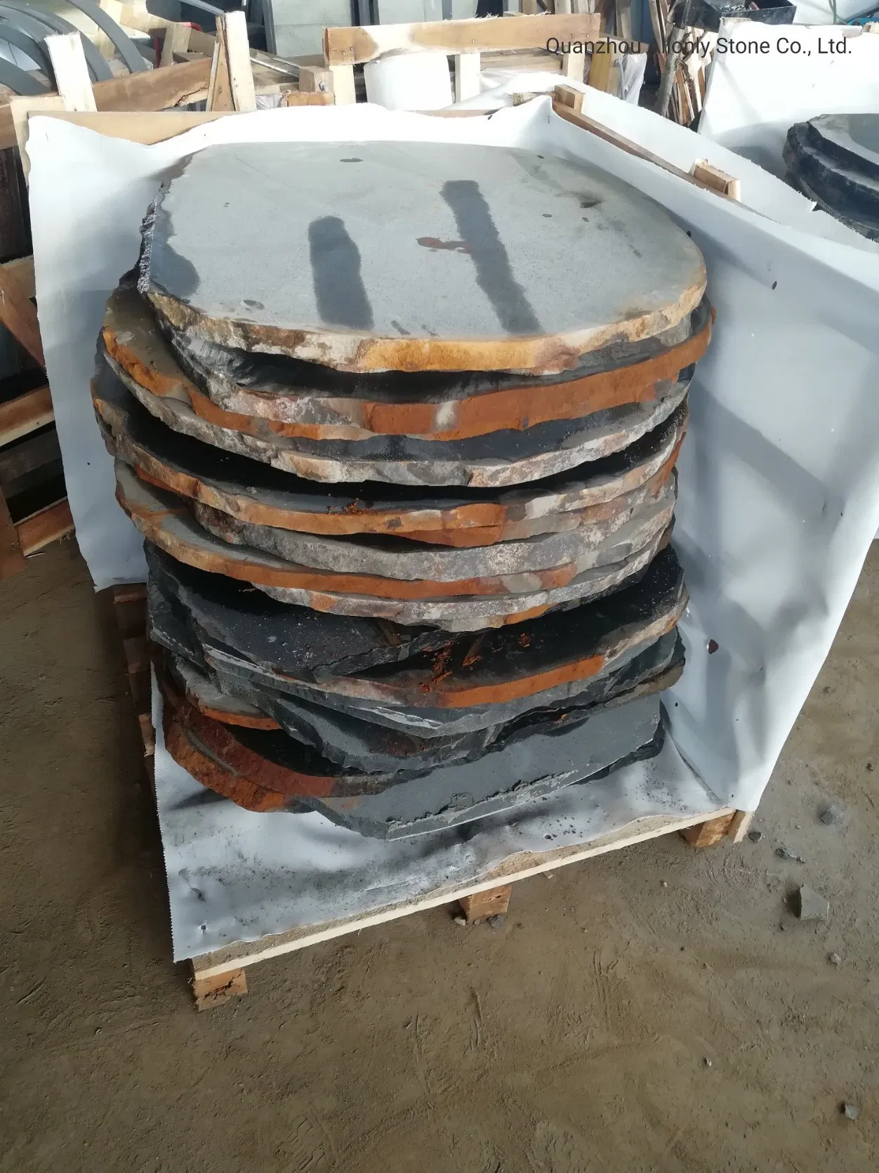 Hainan Outdoor Basalt Grey Andesite Step Stone for Garden Decoration