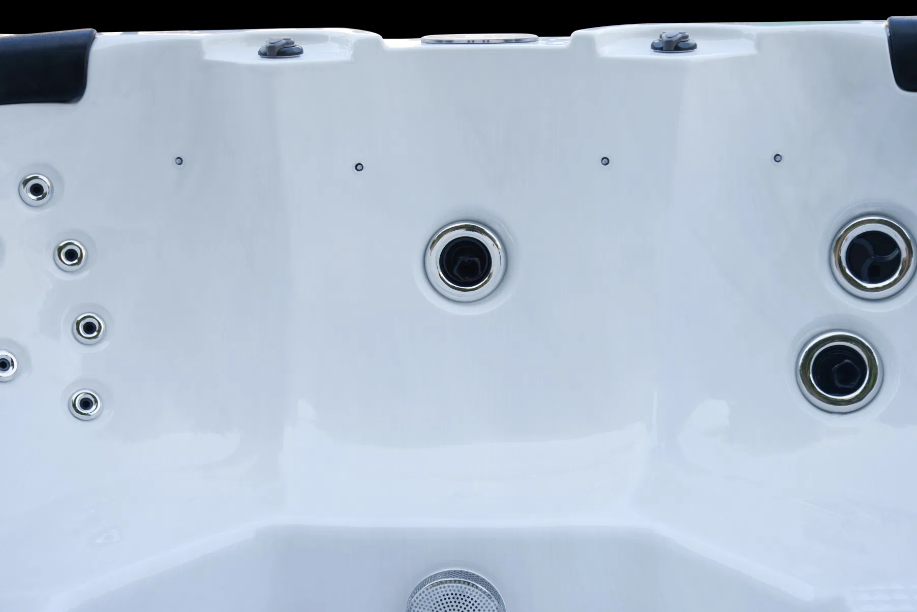 Премиальный уличный спа-бассейн SUNRANS на 4 персоны