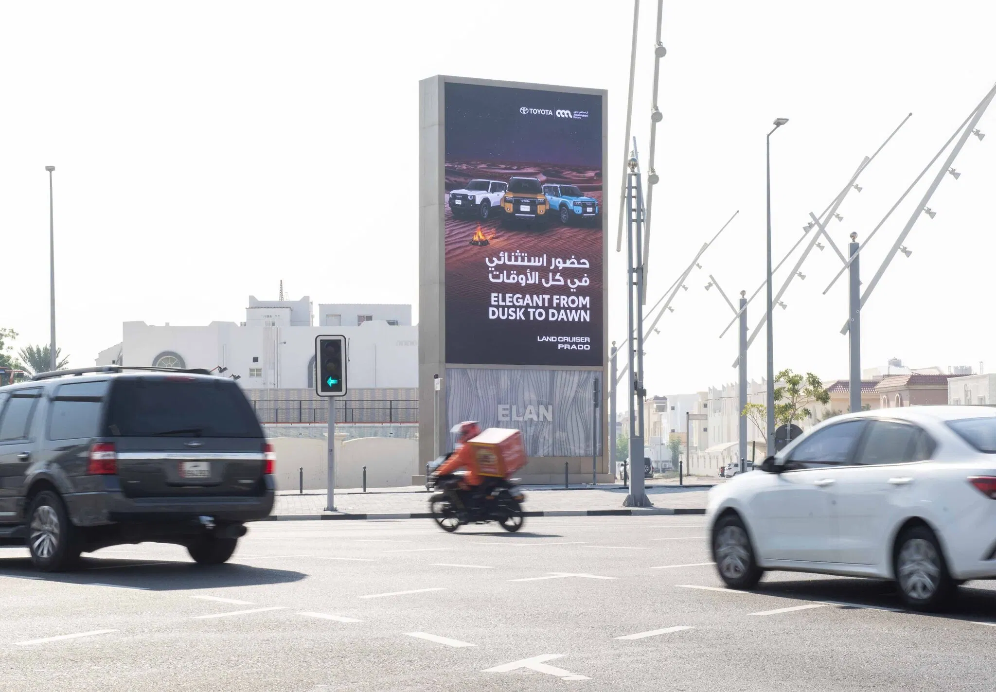 Customizable Fixed SMD P2 P3 P4 P5 P6 P8 P10 Waterproof Giant Display Outdoor LED Advertising Screen 3D Digital Billboard