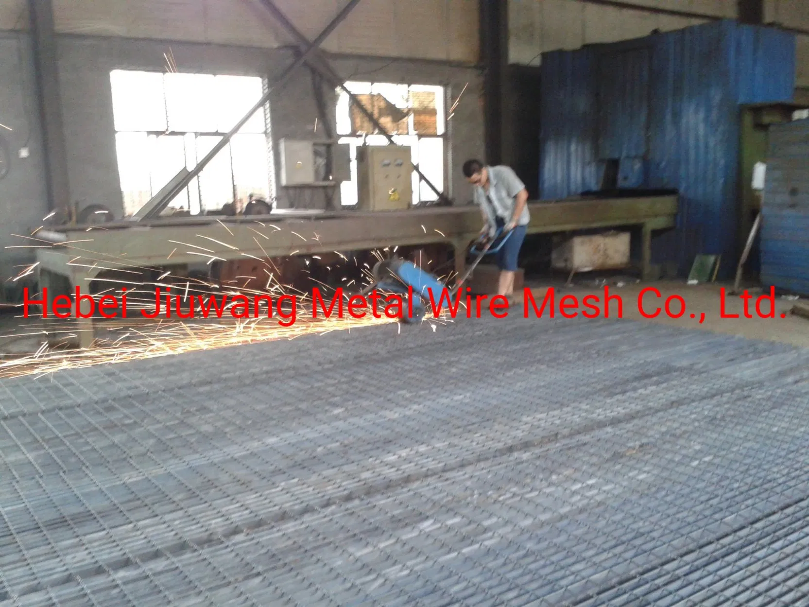 Building Material 32*5 Metal Grating Steel Bar Grating Steel Drainage Cover Steel Grating Industrial Walkways