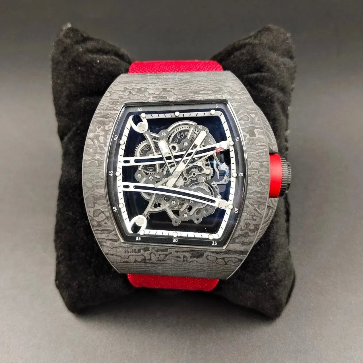 Sleek Minimalist Designer Watch for Office with Slim Design Patent