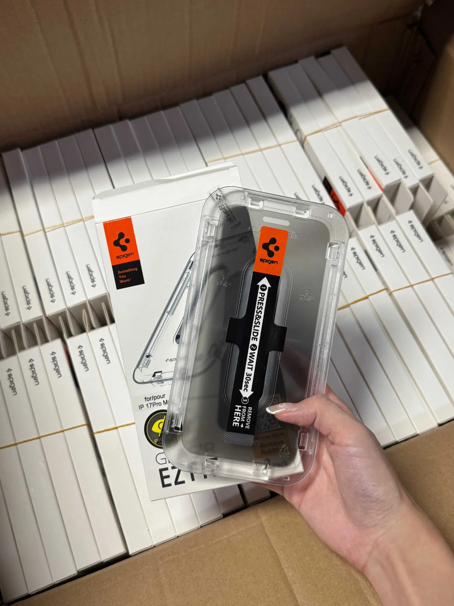 Spigen Tempered Glass Ez Fit Anti Fingerprint Tempered Glass Film for iPhone Air 17 PRO Max