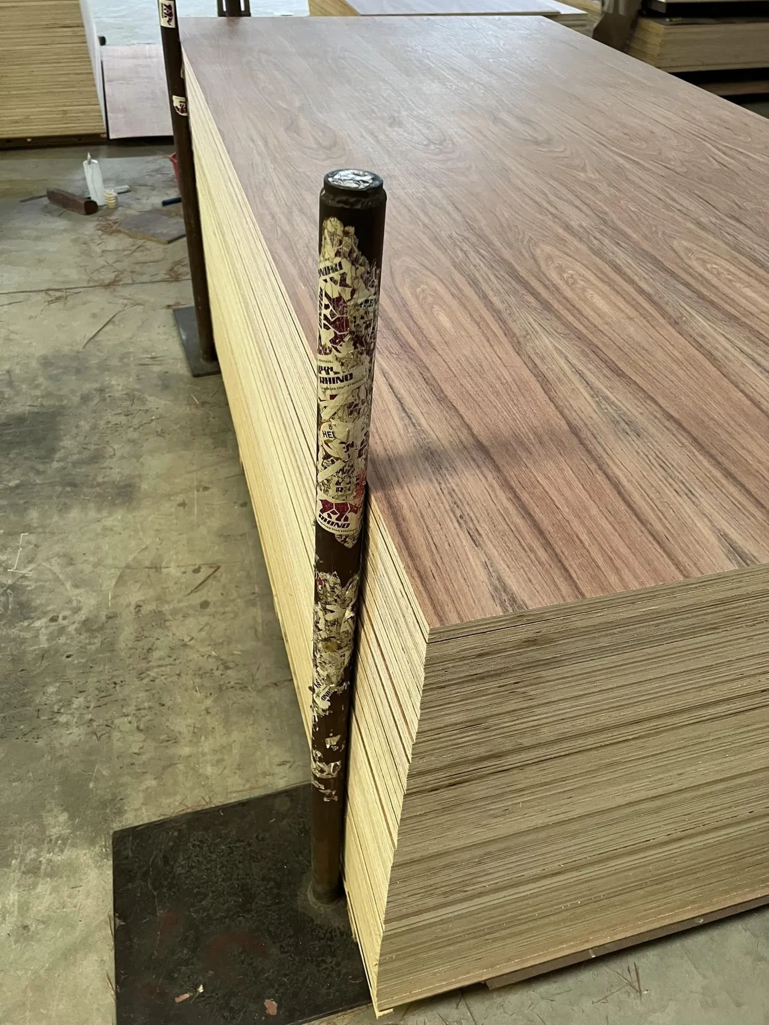 Melamine High Gloss Veneer MDF Panel with Competitive Price