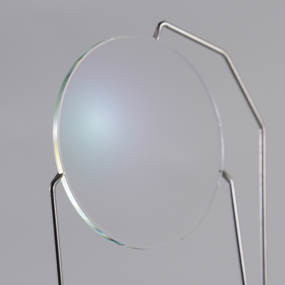 High-Definition Oil Repellent Intelligent Light-Sensing Unisex Optical Driving Lens