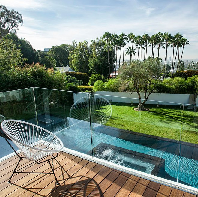 Adjustable/Non-Adjustable Aluminum Glass Channel for Outdoor and Indoor Glass Railing