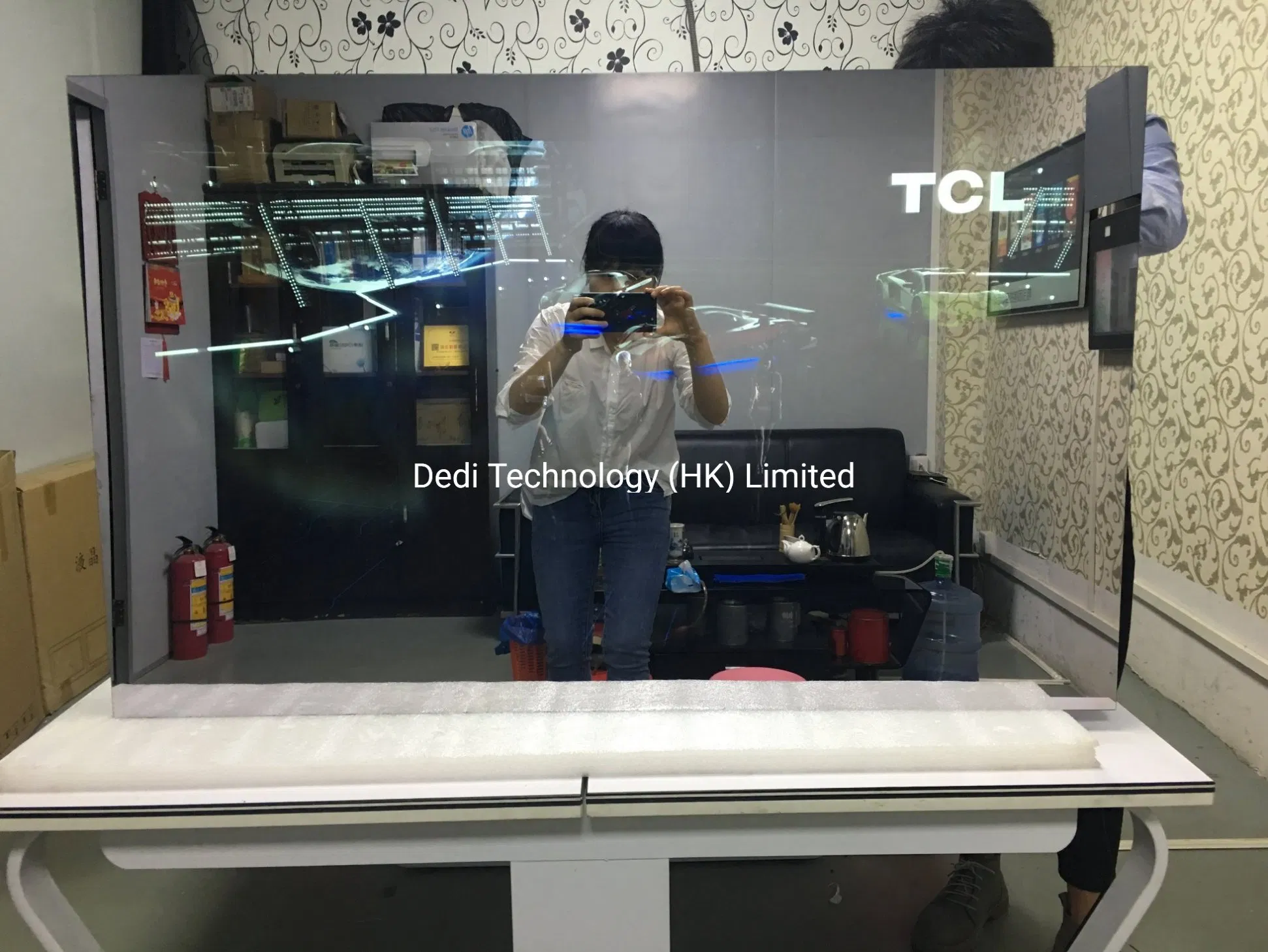 42 Inch Wall Mounting Interactive LCD Advertising Display with Magic Mirror Motion Sensor