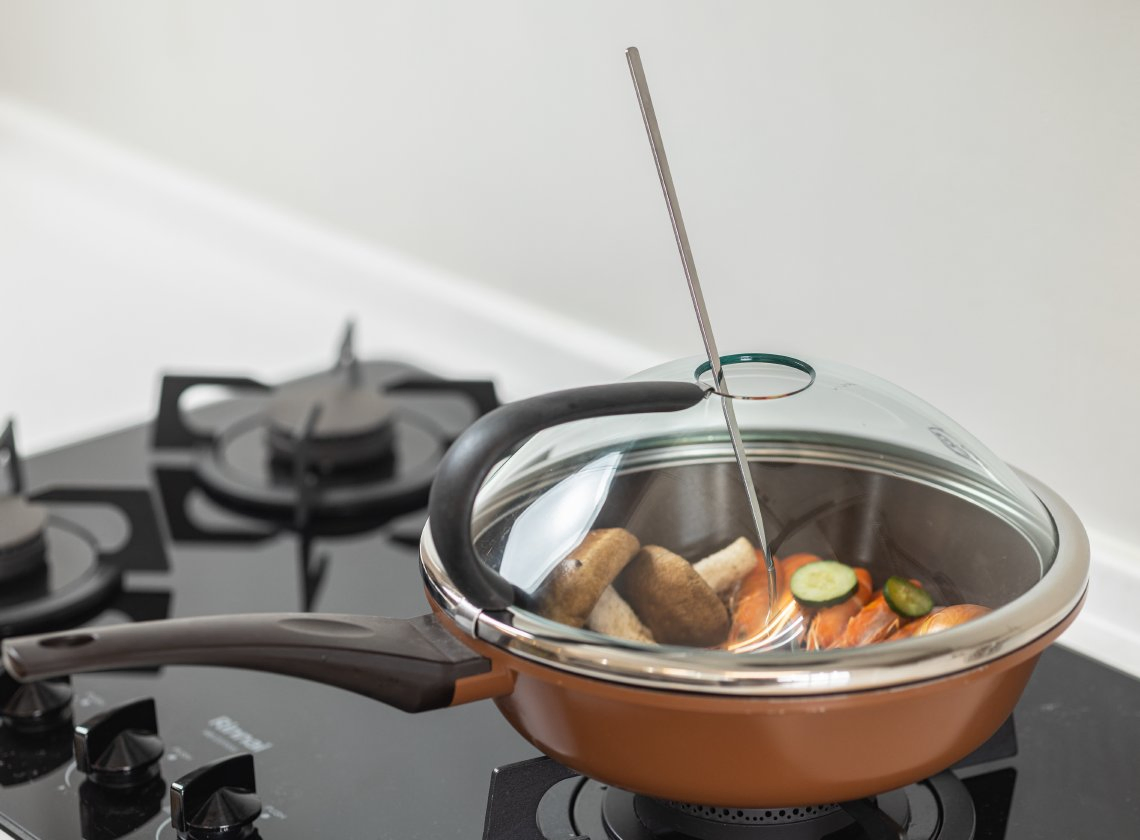 Premium Ez Tempered Glass Lid for Spill-Free Crispy Frying Kitchenware