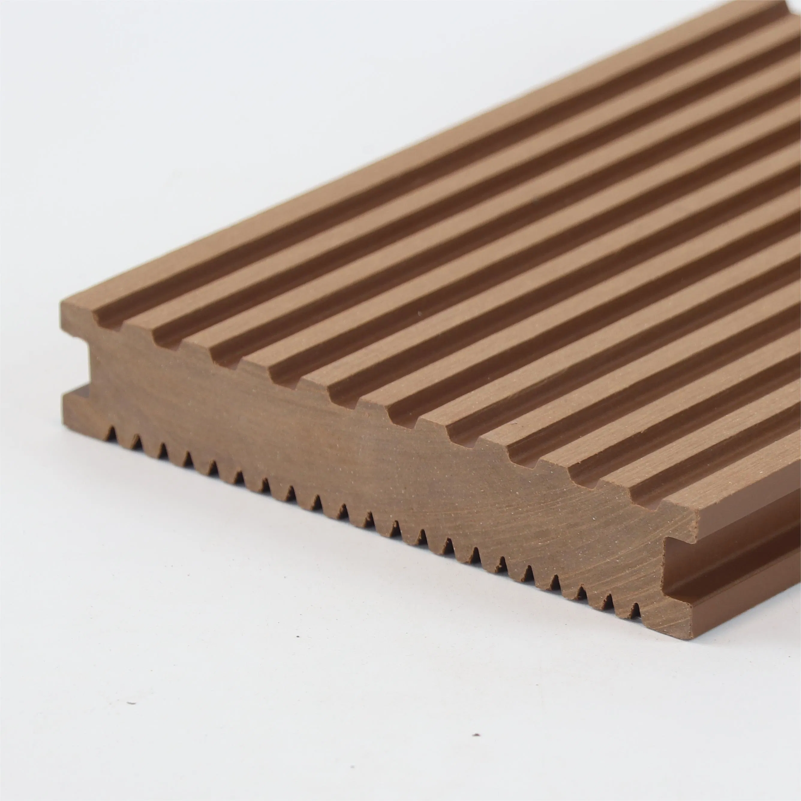 High Quality WPC Decking Hard Wearing Composite Waterproof Patio WPC Outdoor Decking