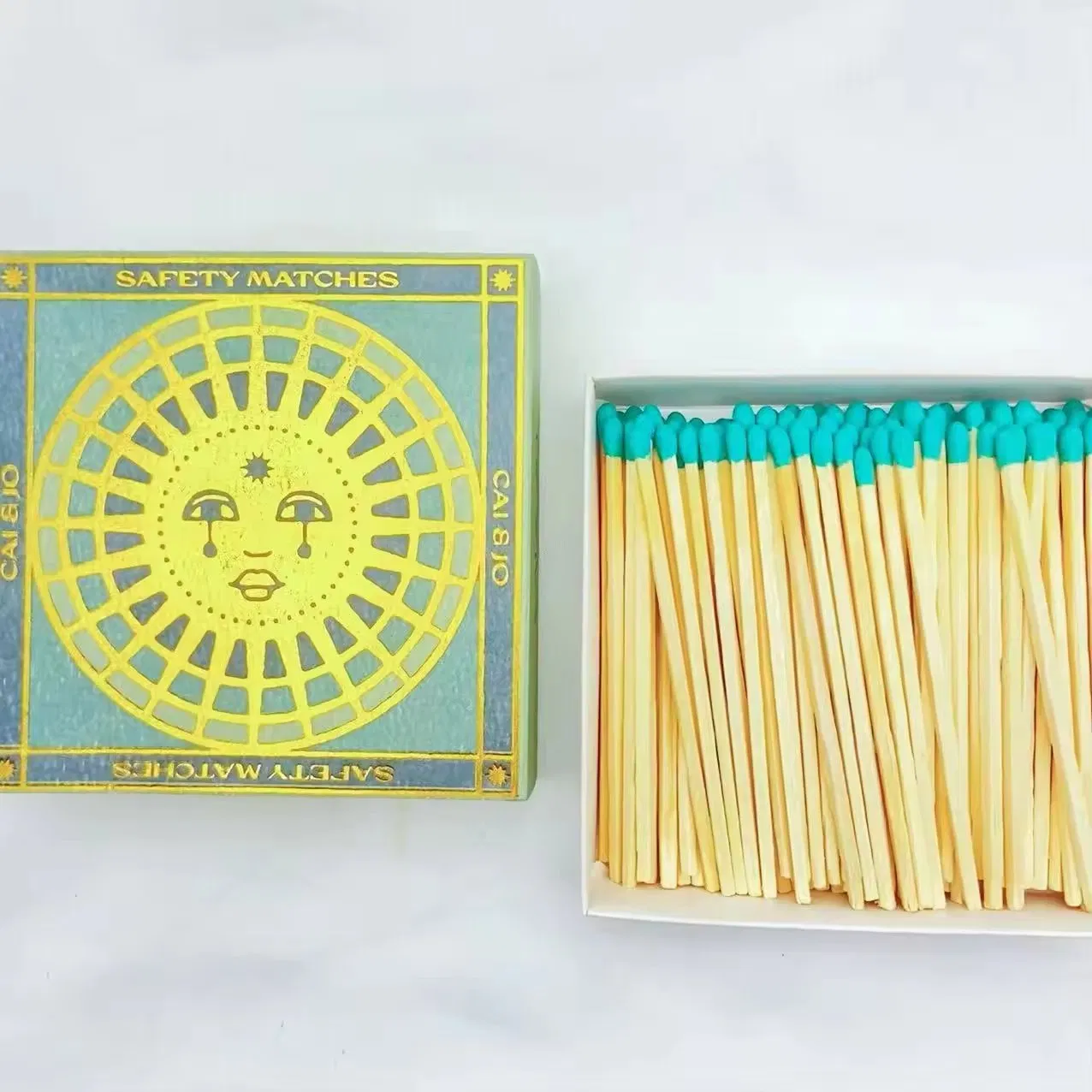 Big Square Matchbox for Cigar Candle Matches Matchbox 4 Inches Wooden Stick Matches with Colored Customize Logo Boxed Matches