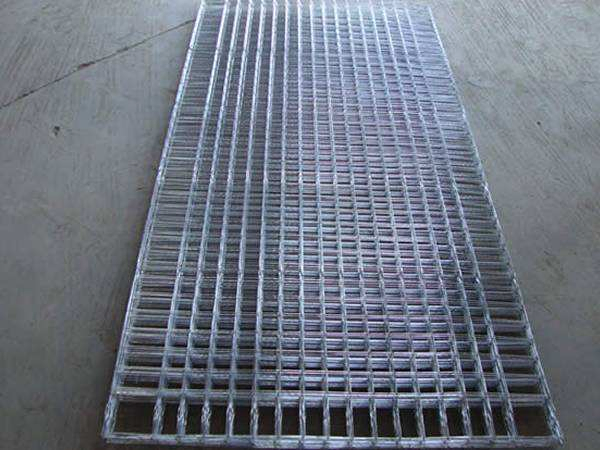 China Made Welded Wire Mesh Panel - Custom Size & Mesh