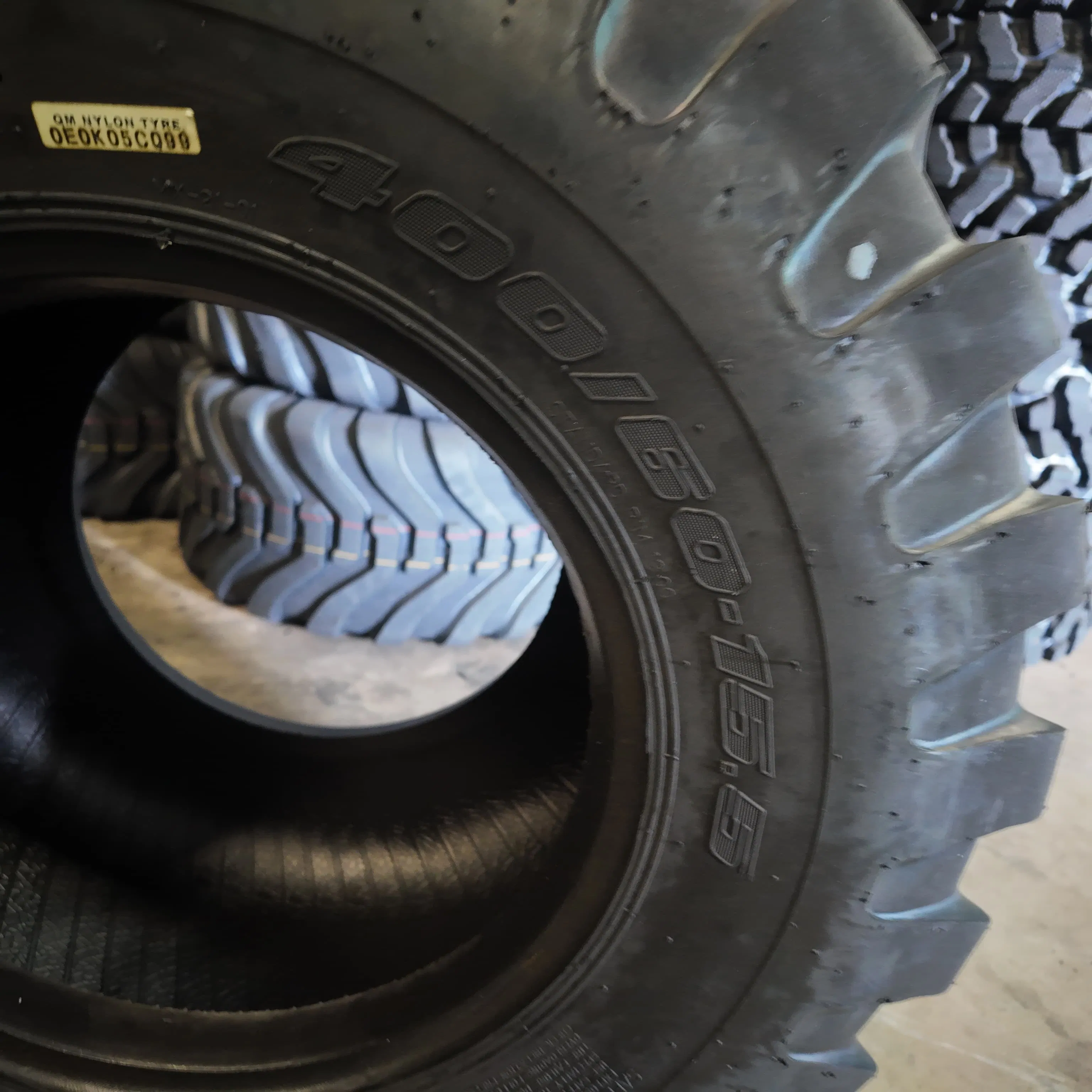 Шина радиальная промышленная 12.5/80-18 12PR для автогрейдеров