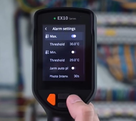 Ex10 Handheld Thermal Camera with Ai Super-Resolution & 320×240 IR Resolution