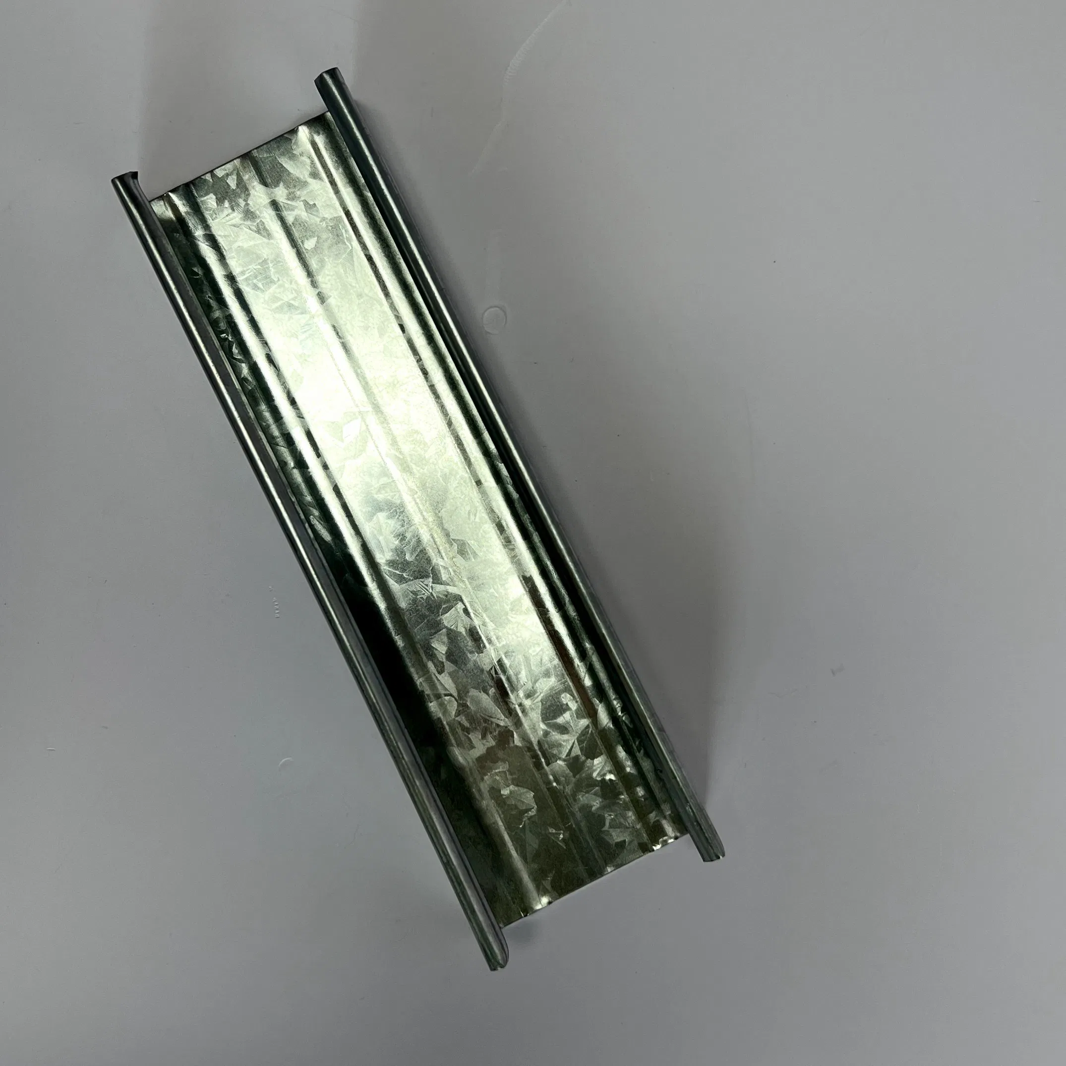 Superior Galvanized Layered Professional Production and Corrosion-Resistant Metal Stud-Partition with Precise Size