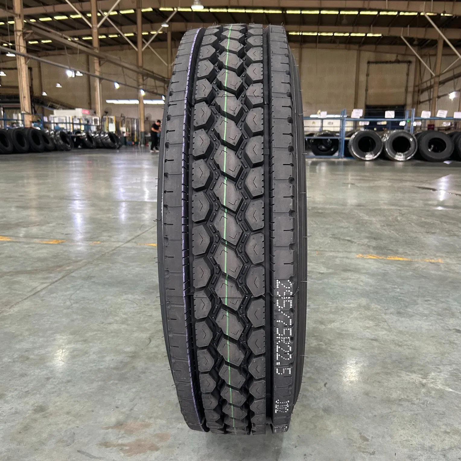 Шина радиальная всестальная для грузовиков и автобусов GFT Rider / Semes Brand: для дальних, региональных и внедорожных перевозок, с постоянным качеством, износостойкостью, отличным сцеплением и долговечностью