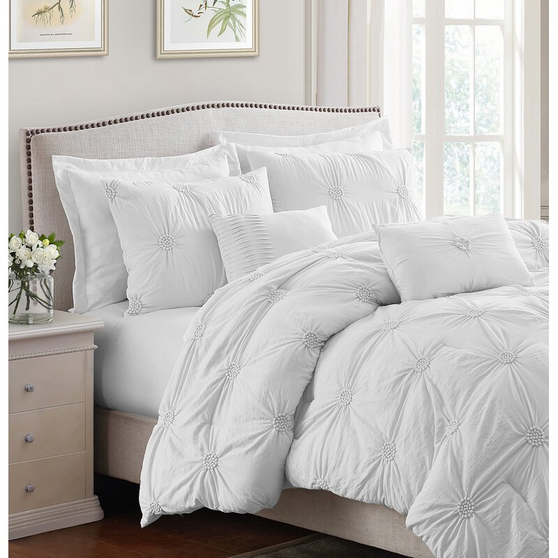 Soft Pintuk Luxurious Comfort and Style Bedding Set