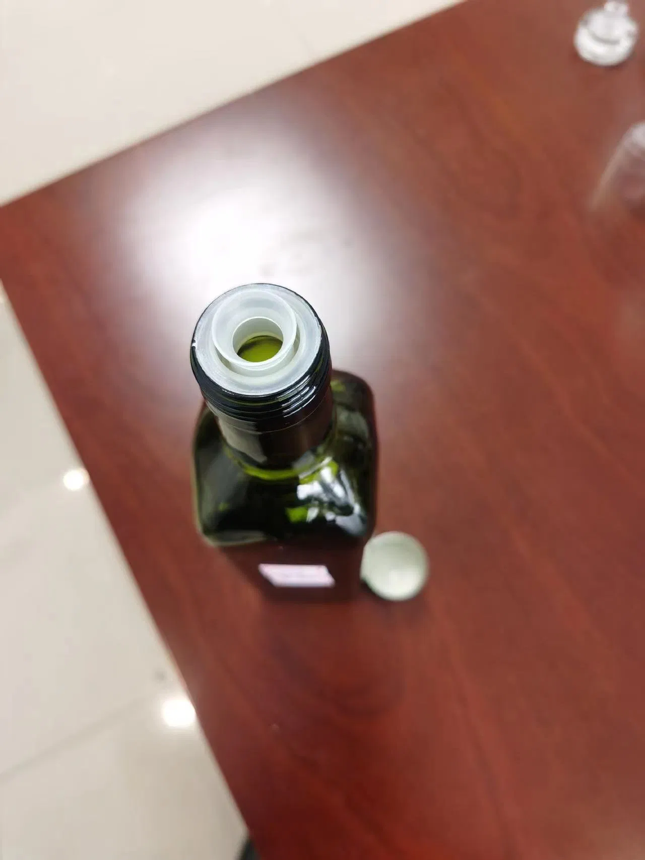 1000ml Glass Square Green Olive Oil Bottle with Matching Lid