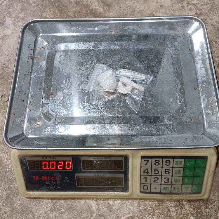 Hot Selling Cheap Price High Quality Iron Toilet Screws for Bathroom Sanitary Ware Wall Hung Toilet