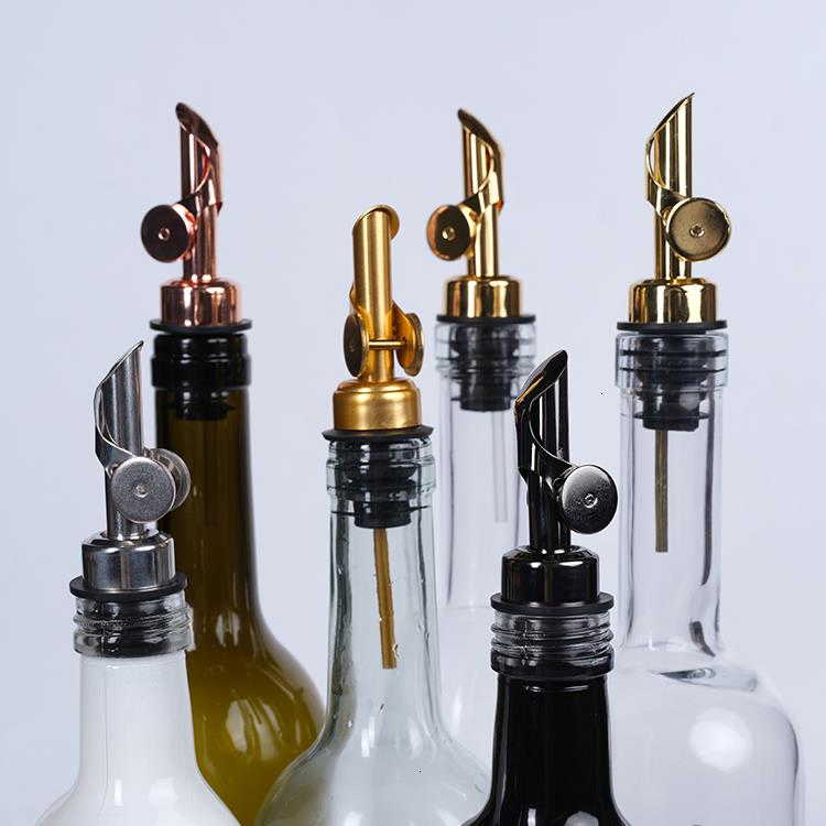 Custom Logo Stainless Steel Wine Pourer with Drip Stopper