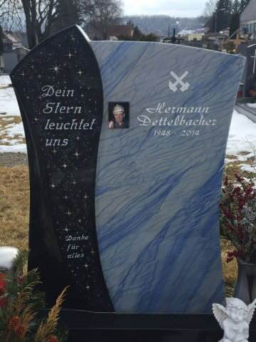 Natural Stone Azul Macaubas Blue Quartzite Monument for Cremetery Garden Memorial/Dead