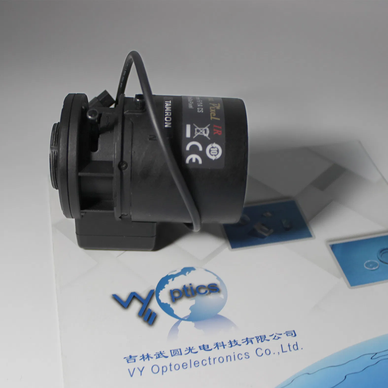 Tamron 70-300mm Telephoto Zoom Lens