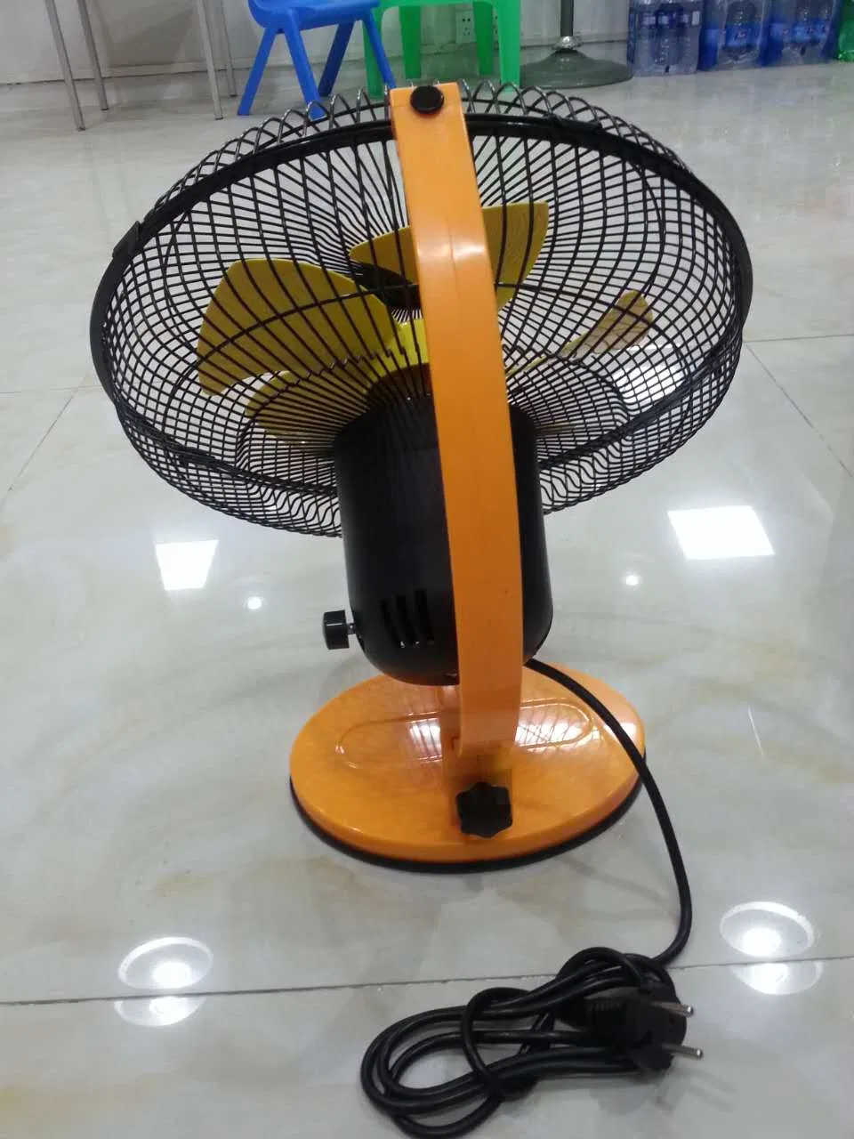 Напольный вентилятор KRD FM9, 2800 об/мин, 12 дюймов