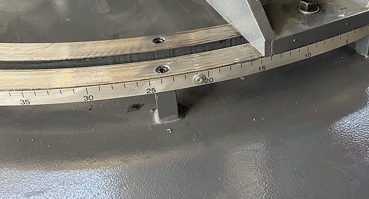 Станок ленточнопильный по металлу с ручным натяжением