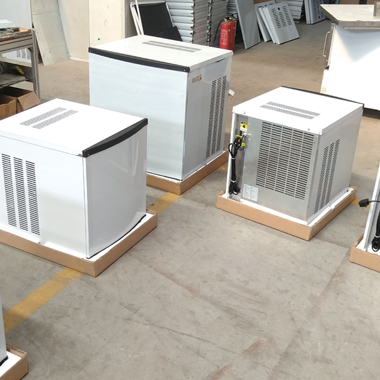 180kg/24h Air Cooling Snowflake Ice Maker Snow Ice Automatic Machine