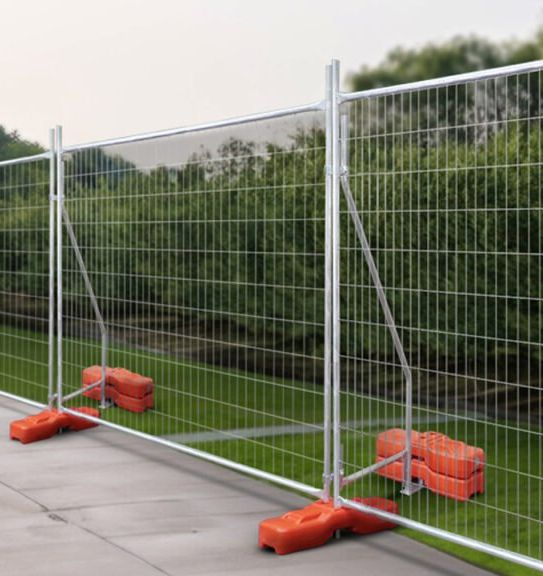 Heavy-Duty Temporary Fencing for Outdoor Concerts and Events