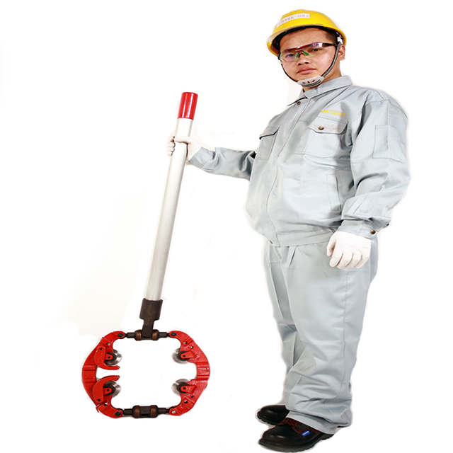 Ручной труборез для стальных труб большого диаметра