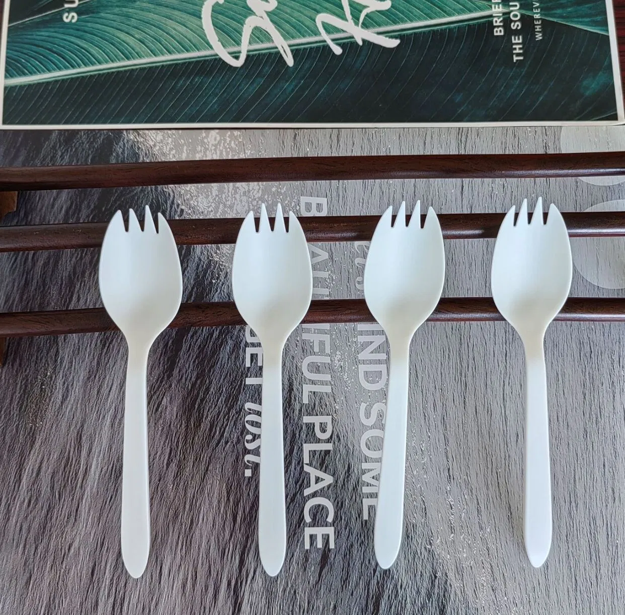 Top Quality Disposable Utensils Eco Friendly Biodegradable Cutlery Knife Fork Spoon in One Spork