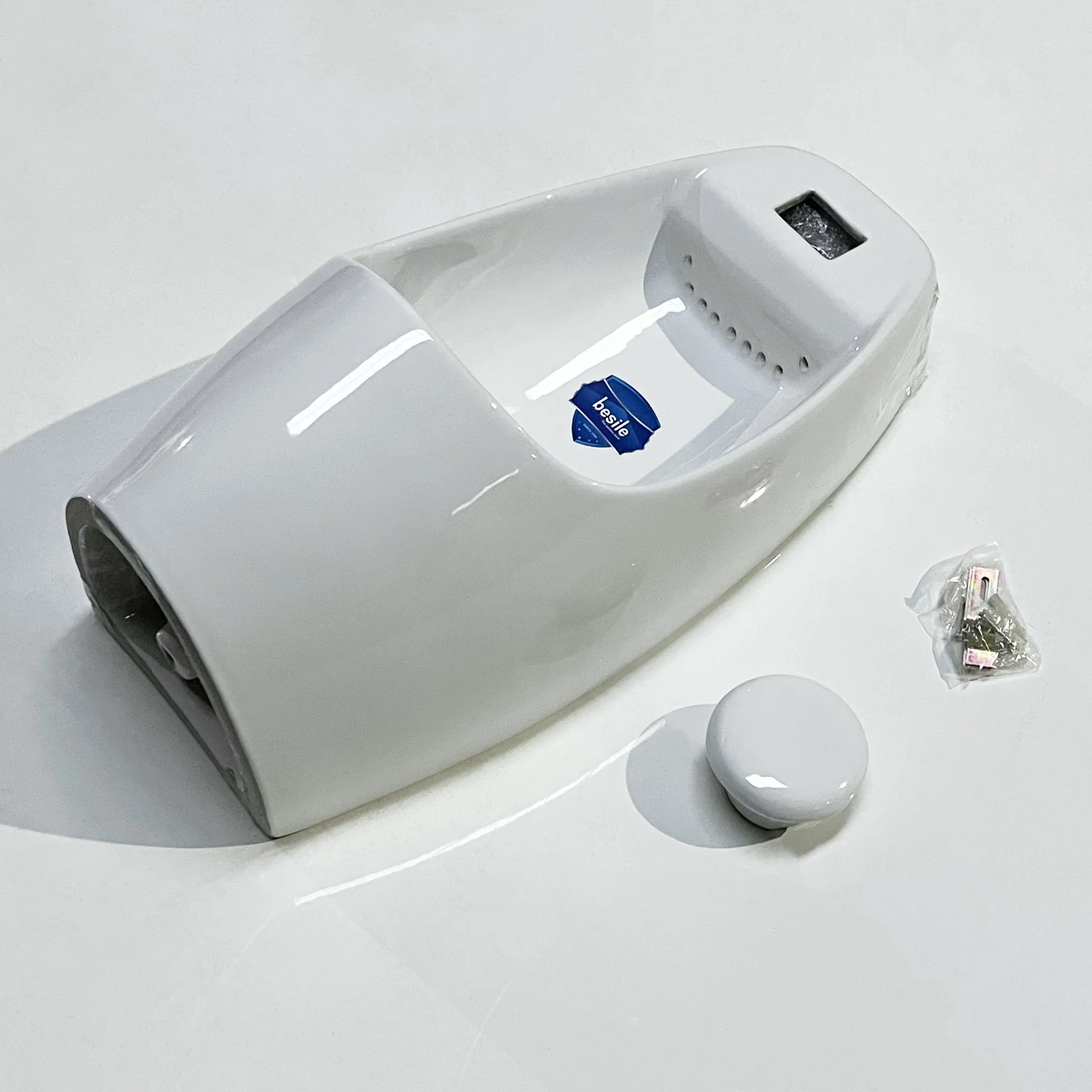 Chaozhou Sanitary Ware Manufacturer Wall Hung Urinal White Bathroom Toilet