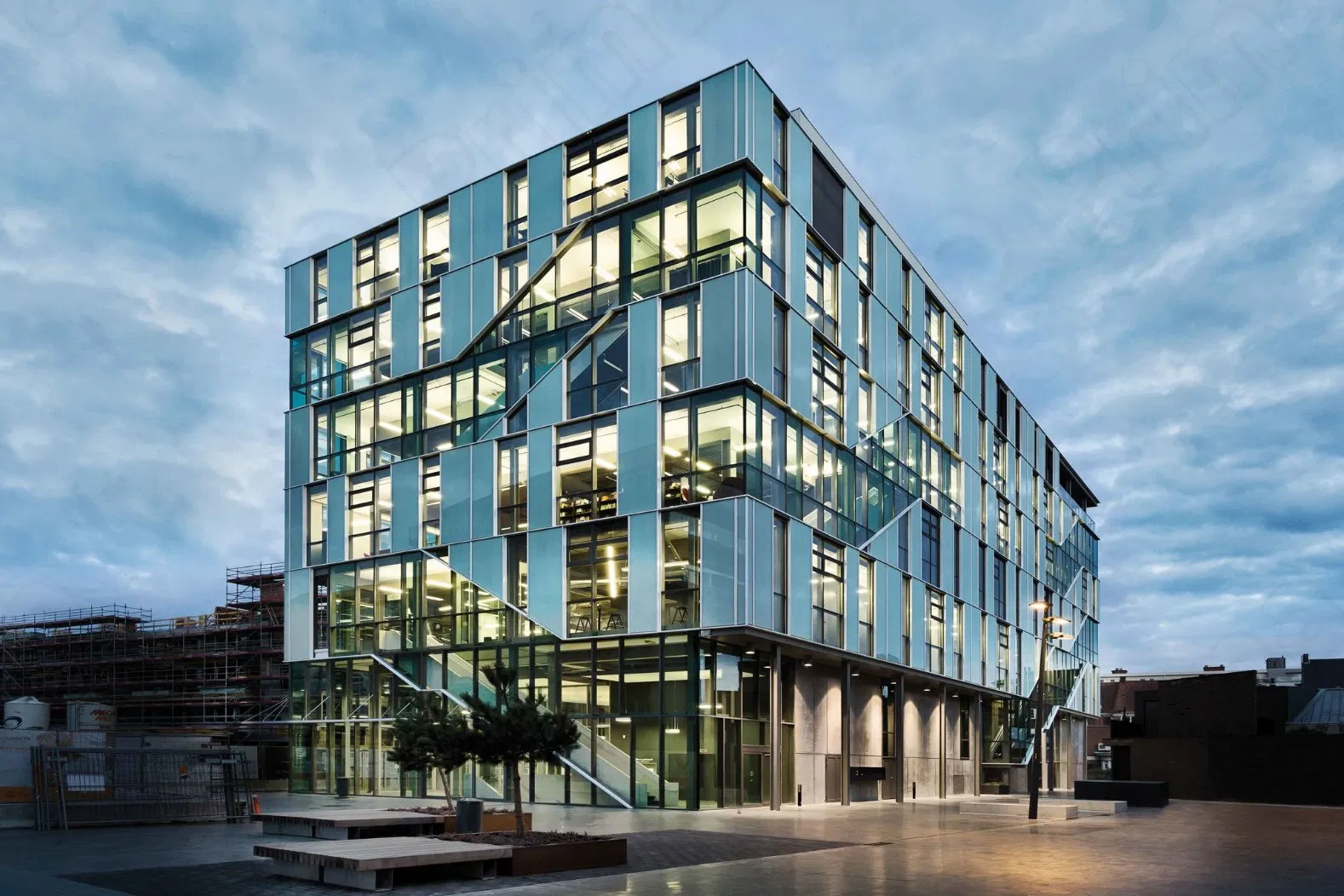 Professional Manufacturer Aluminum Profiles Facade Aluminum Curtain Wall