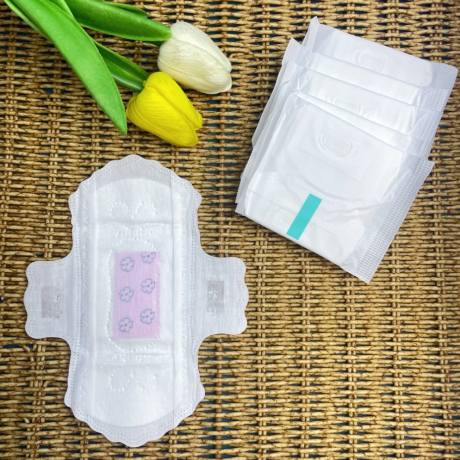 Organic Cotton Panty Liner Free Sample Disposable Menstrual Sanitary Pad for Women