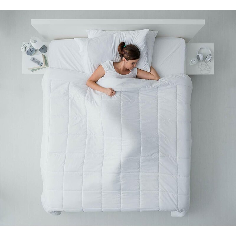 Quilted Goose Down Warm Duvet Shell Soft and Breathable Hypoallergenical Comfoter Set