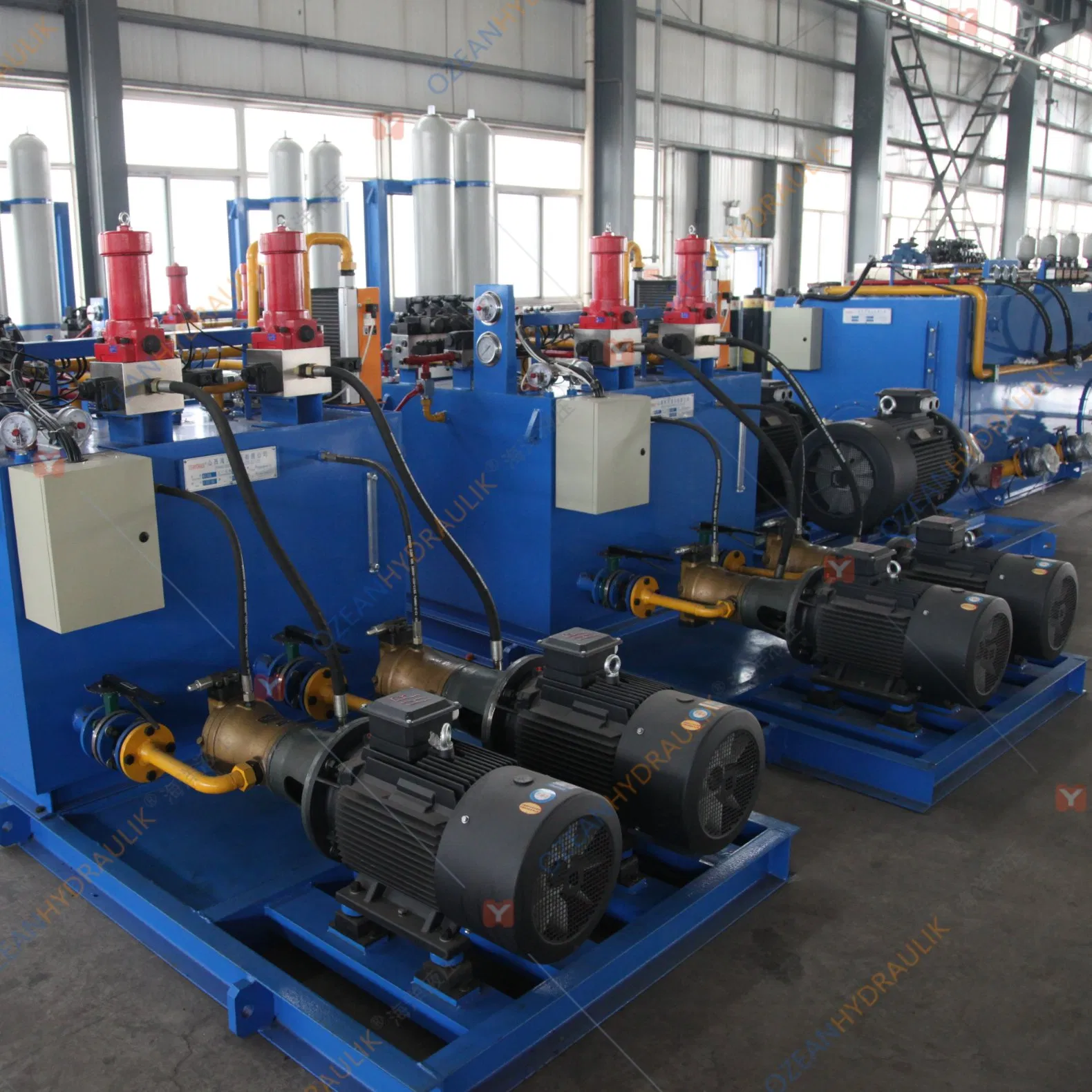 Гидравлическая система с водно-гликолевым приводом, дистанционное управление