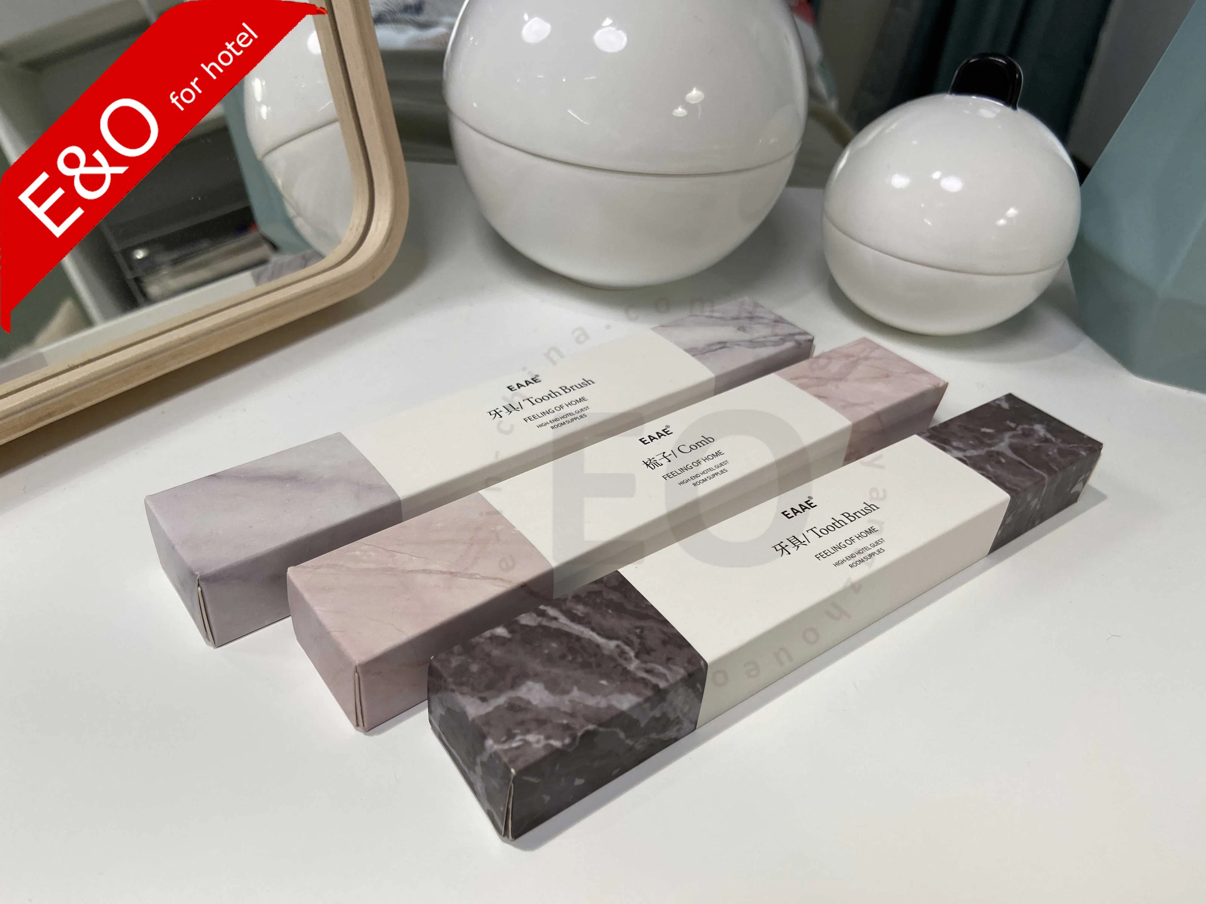 Disposable Eco Hotel Toiletries Sets with Shampoo Bottle
