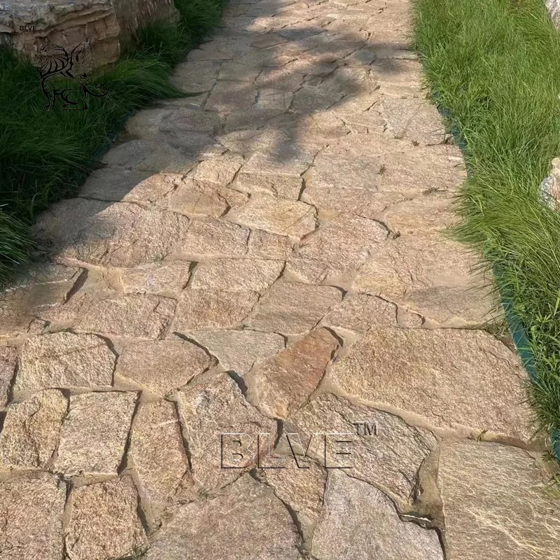 Outdoor Garden Resort Natural Cobblestone Step Stones Granite Paving Stone Road Driveway Supplier
