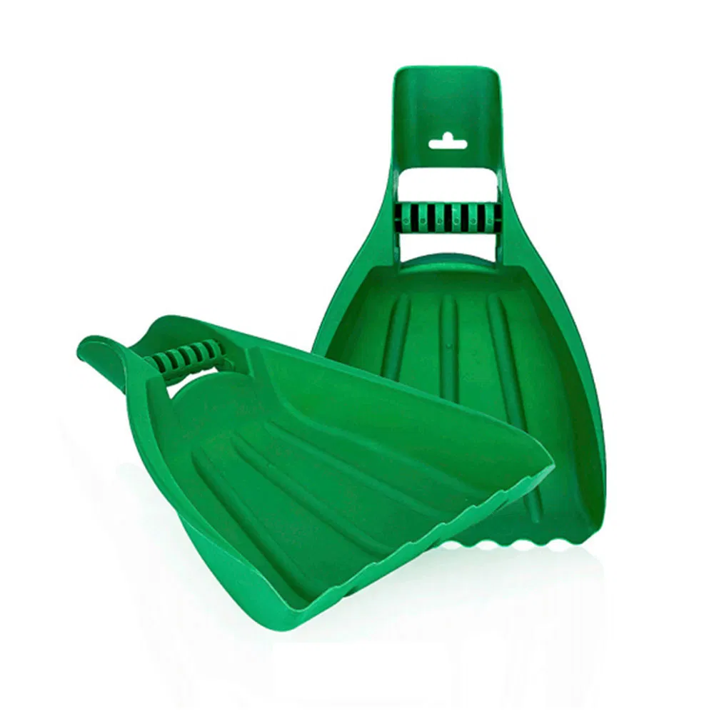 Ergonomic Plastic Leaf Scoops with Comfortable Grip for Easy Use
